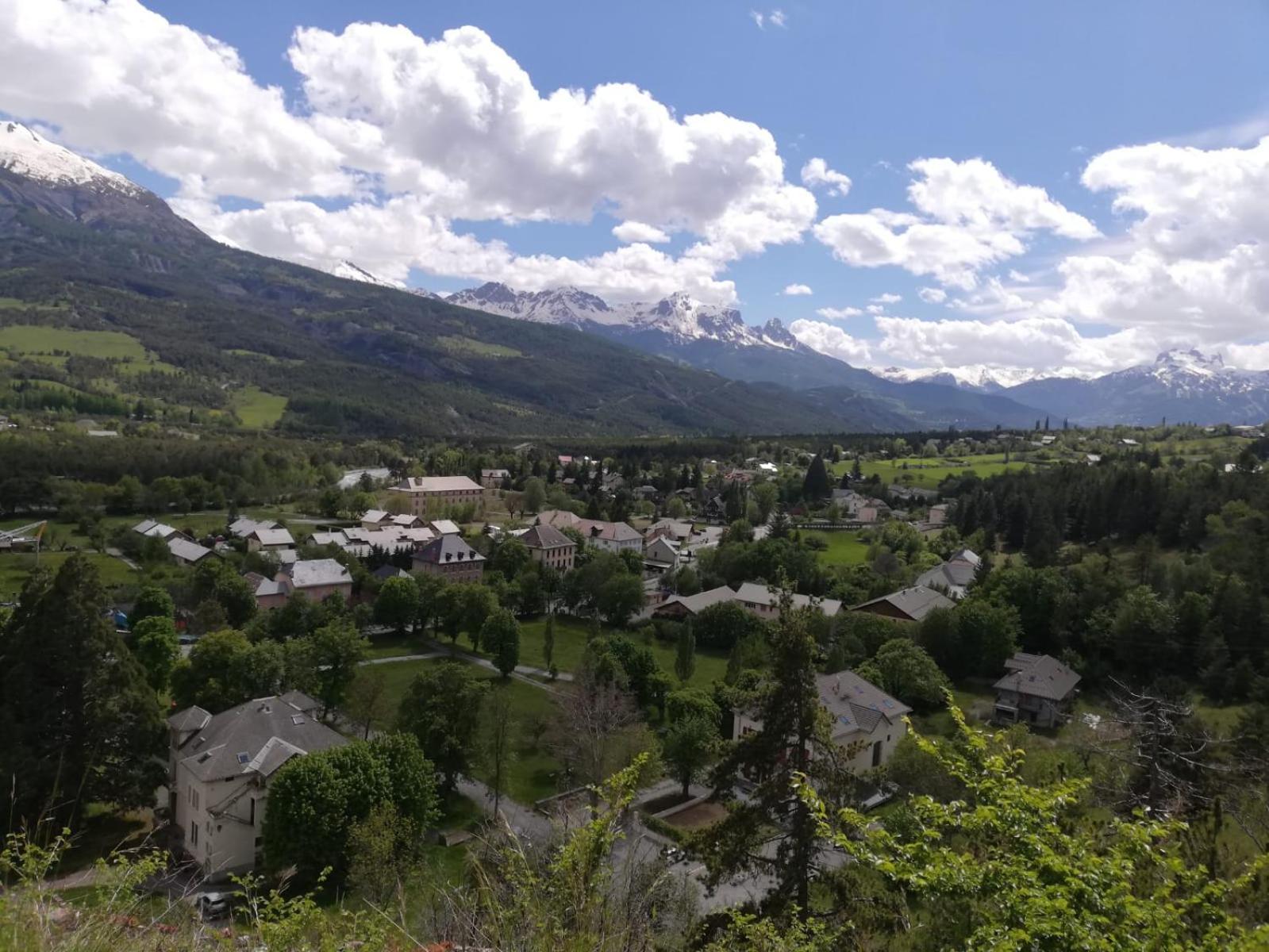 App Vue Montagne Barcelonnette Proche Piscine Rando Riviere Nature Zewnętrze zdjęcie